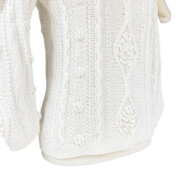 JENNIFER REED Vintage Hand Knit White Sweater w Real Fur Shoulder Accents Size S - Picture 6 of 11